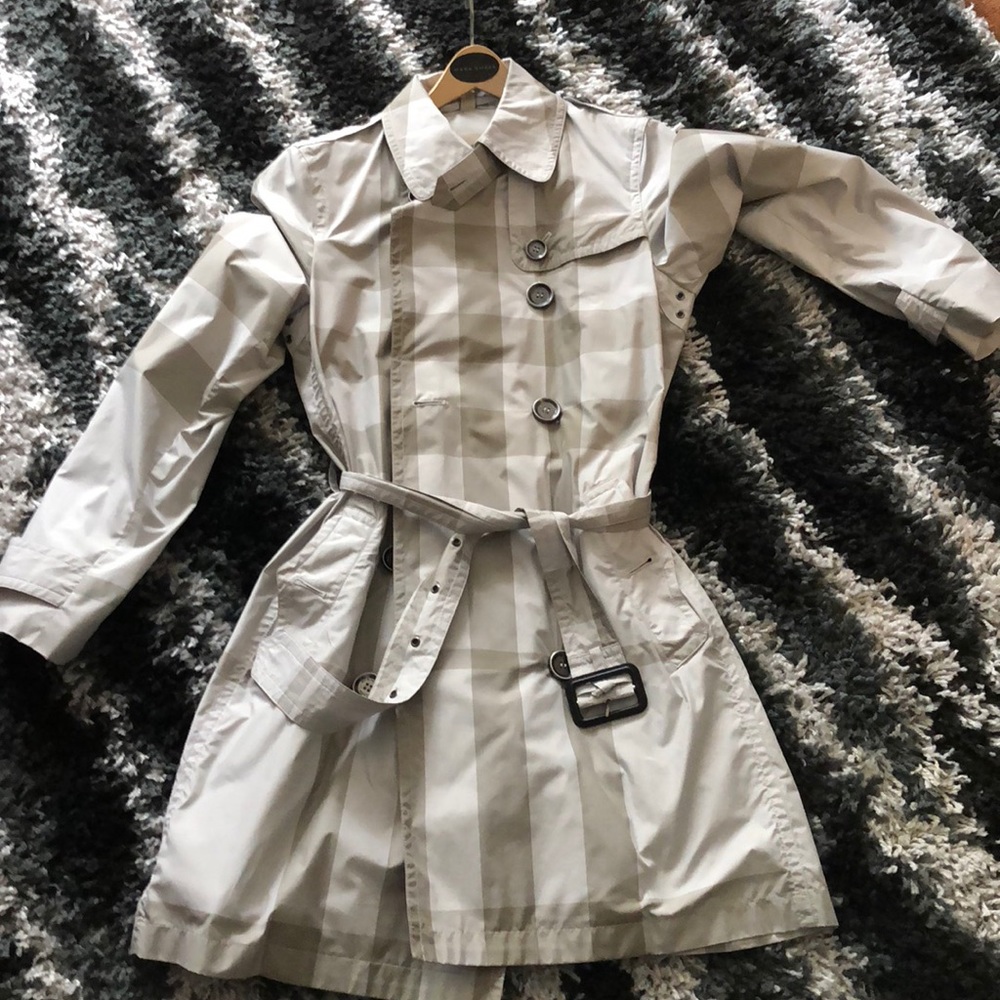 Rain coat